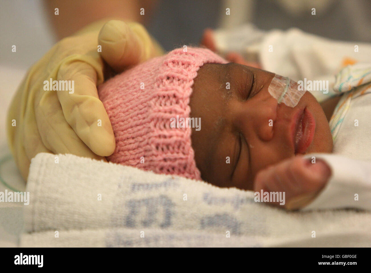 Newborn baby girl abandoned Stock Photo Alamy