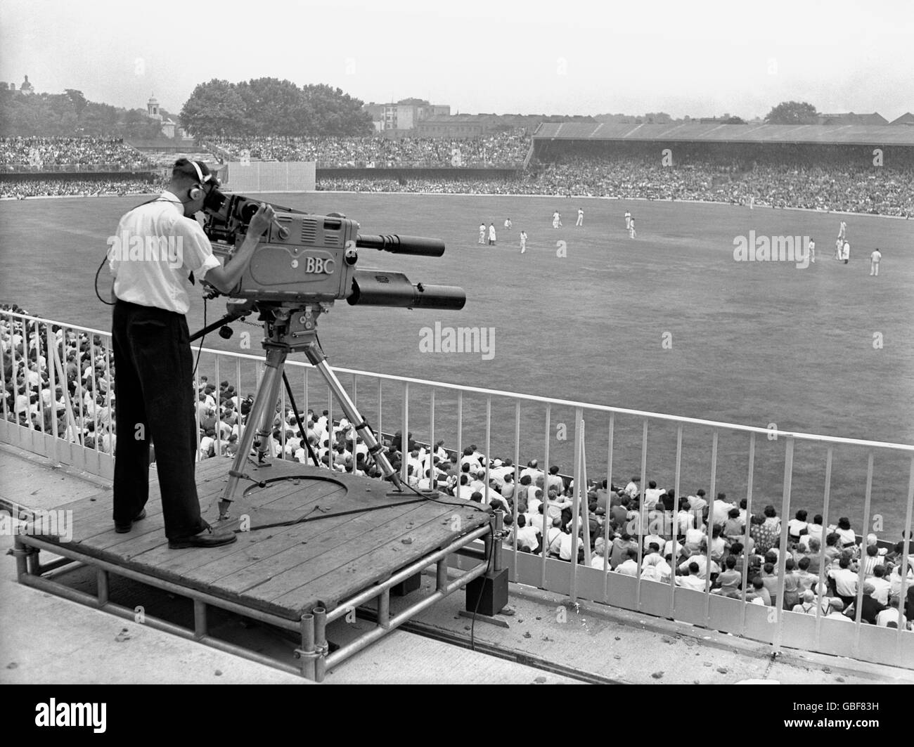 Cricket - England v West Indies - 2nd Test - 3rd Day - Lord's - London - 1957 Stock Photo