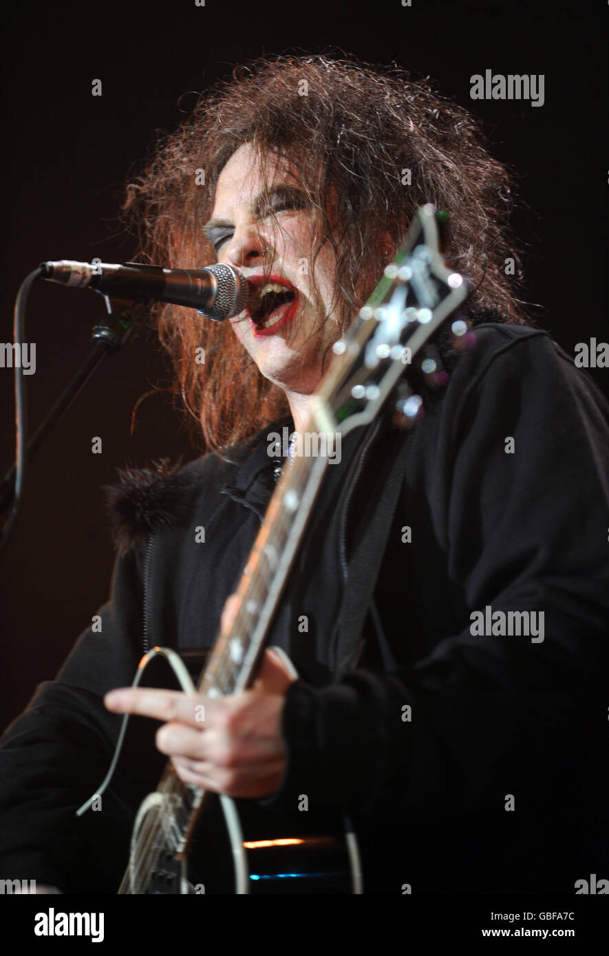 the-cure-in-concert-london-robert-smith-of-the-cure-performs-during