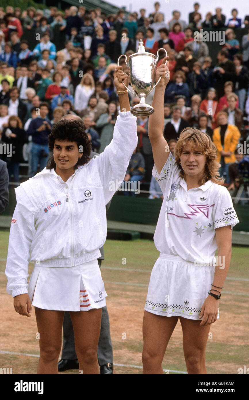Tennis Wimbledon Championships Ladies Doubles Final Steffi Graf And Gabriela Sabatini V Larisa Neiland And Natasha Z Stock Photo Alamy