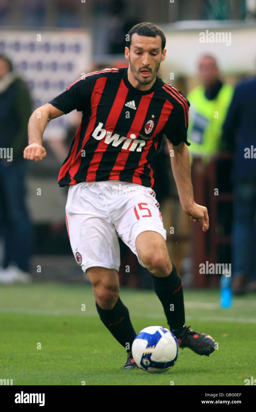 дзамбротта милан. дзамбротта ювентус. дзамбротта футболист. Zambrotta футболист. джанлука дзамбротта футболист.