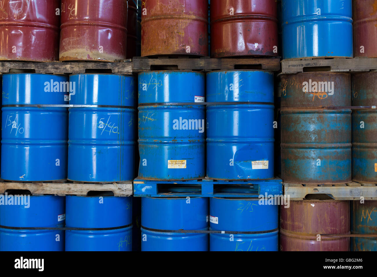 Oil Drums High Resolution Stock Photography and Images Alamy