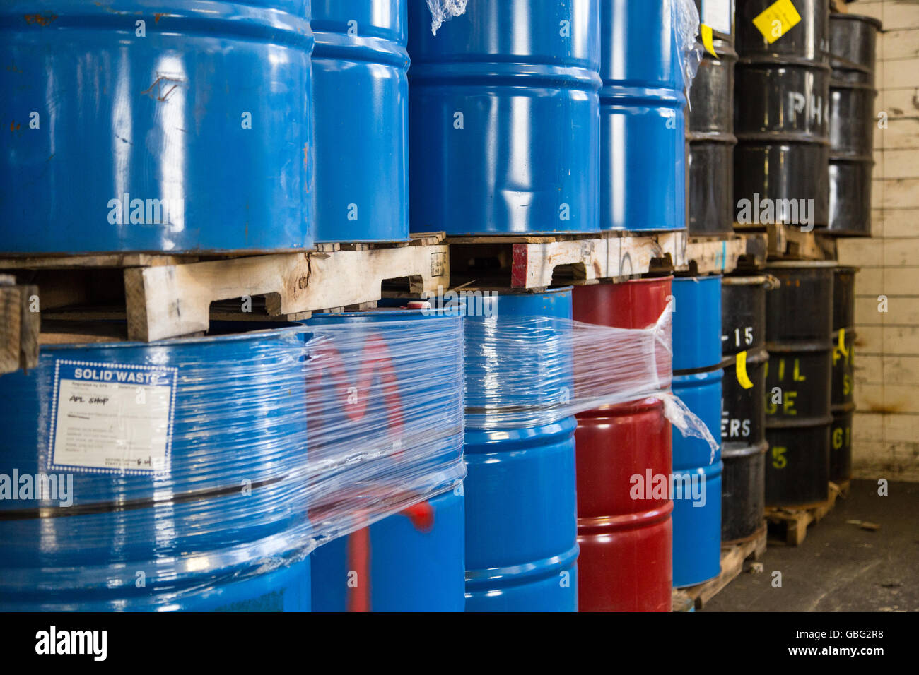 Empty oil drum hires stock photography and images Alamy