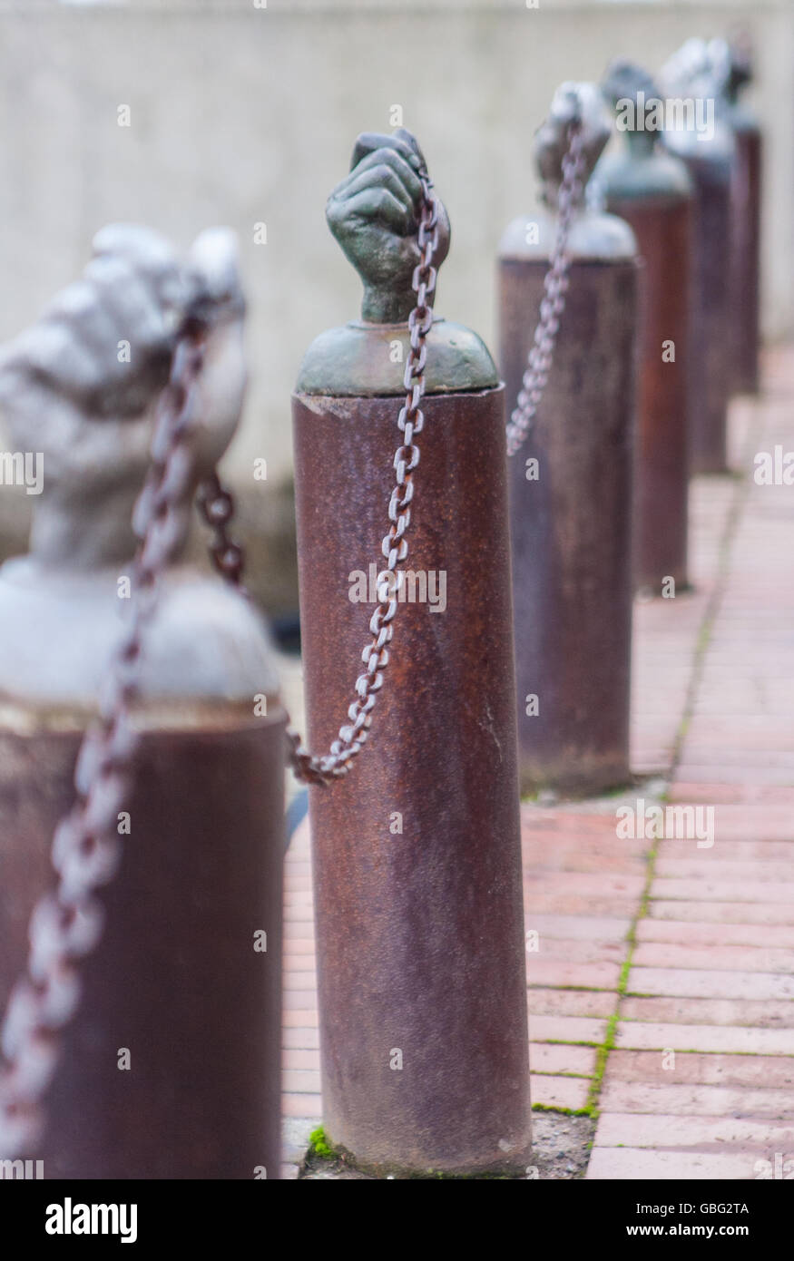 Iron chain railing hires stock photography and images Alamy
