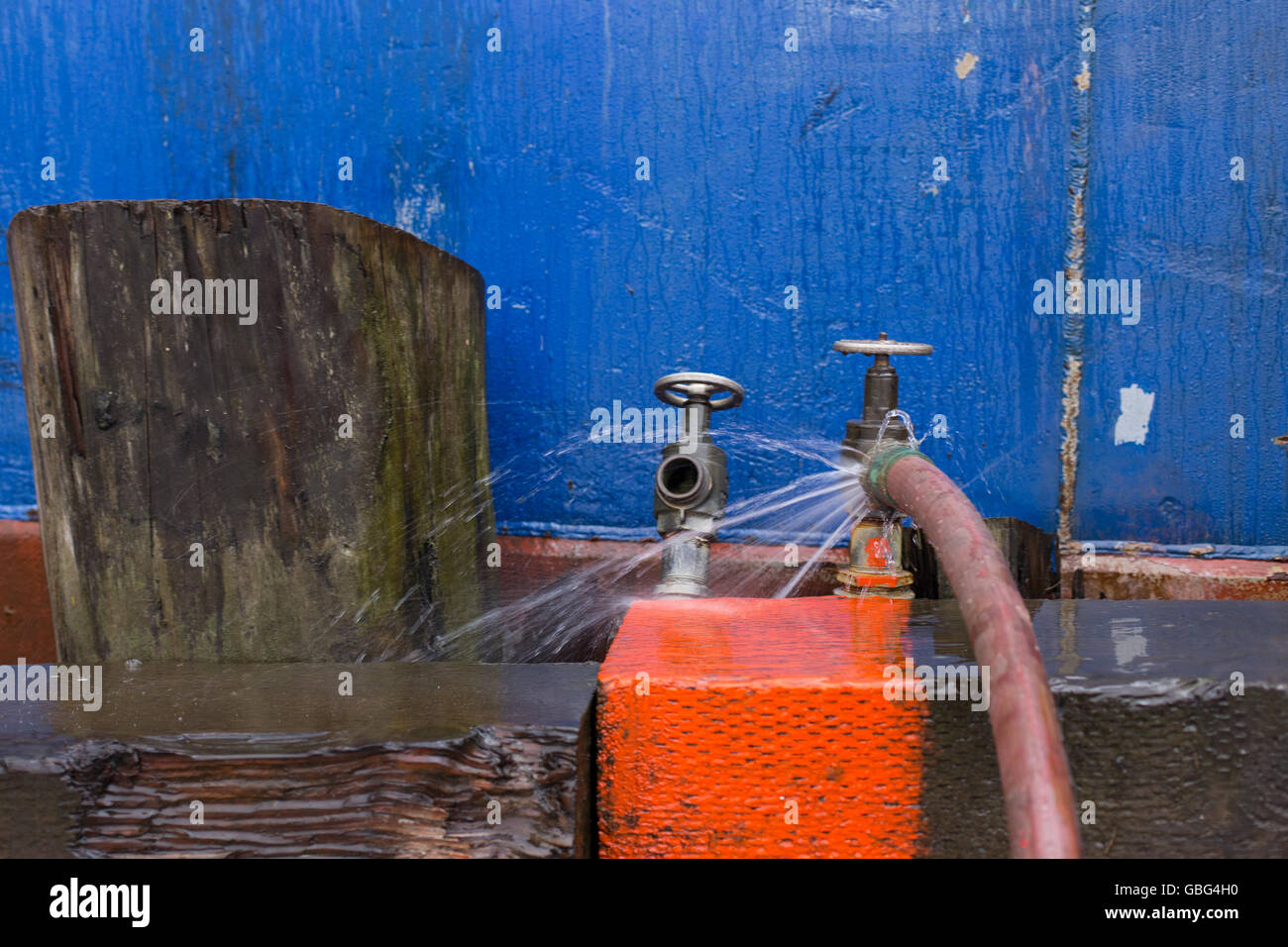 Hose connection hires stock photography and images Alamy