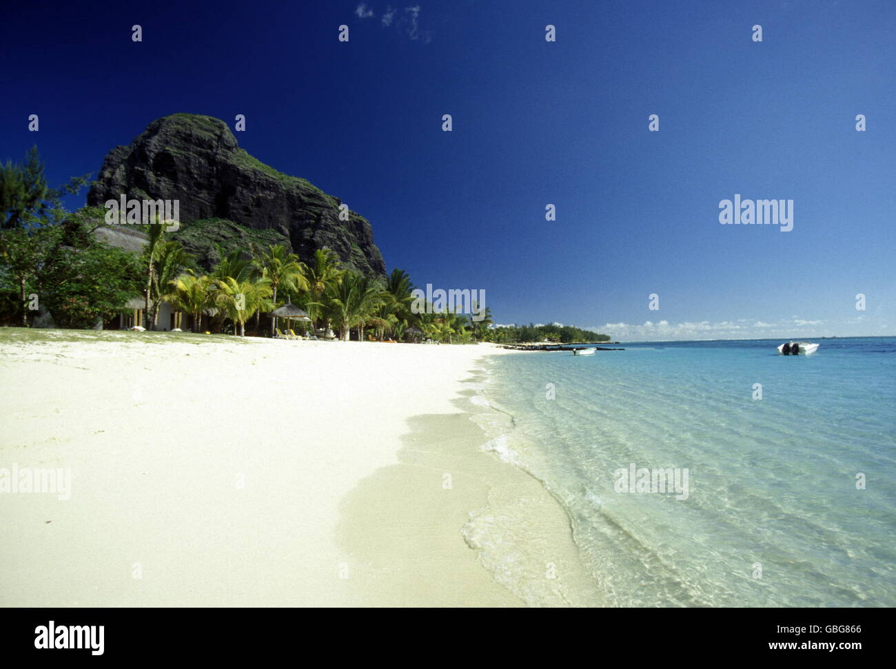 a beach on the island of Mauritius in the indian ocean Stock Photo - Alamy