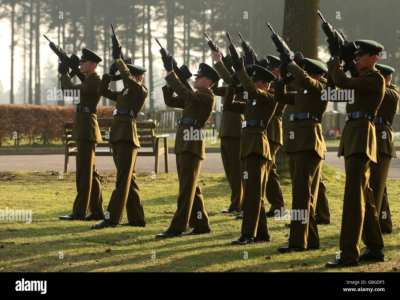 Military gun salute funeral hi-res stock photography and images - Alamy