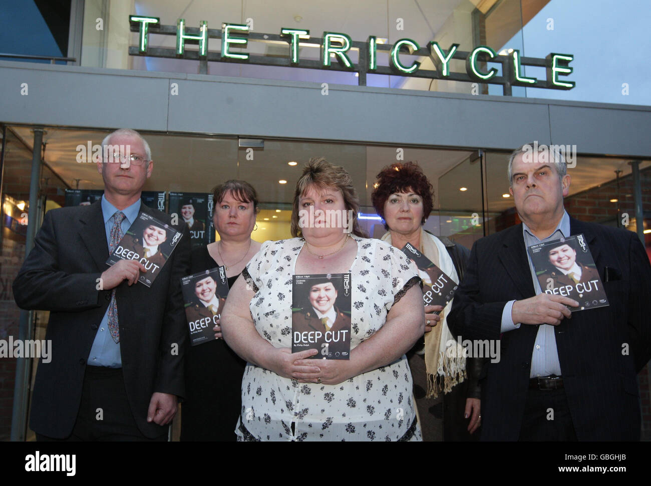 Families of soldiers who died while serving in the British Army at Deepcut Army Barracks, (left to right) Geoff and Diane Gray, parents of Geoff Gray, Yvonne Collinson, mother of James Collinson, and Doreen and Desmond James, parents of Cheryl James, outside the Tricycle Theatre, Kilburn, London, which is to stage the play 'Deepcut' from 12th March 2009. Stock Photo