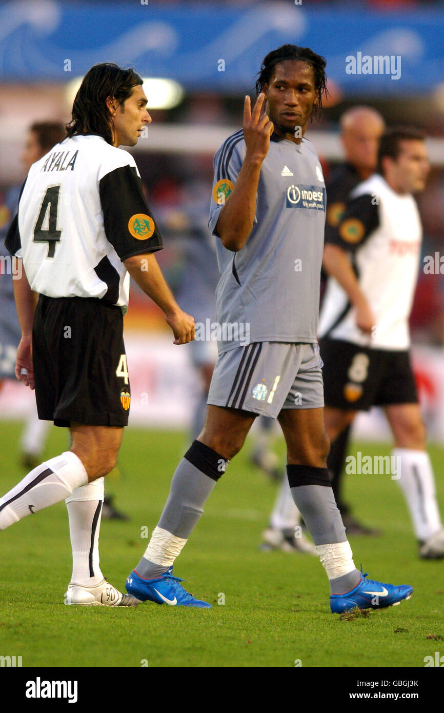 PETIT FANION 10*9 CM OLYMPIQUE MARSEILLE OM Vs VALENCIA.CF FINALE UEFA
