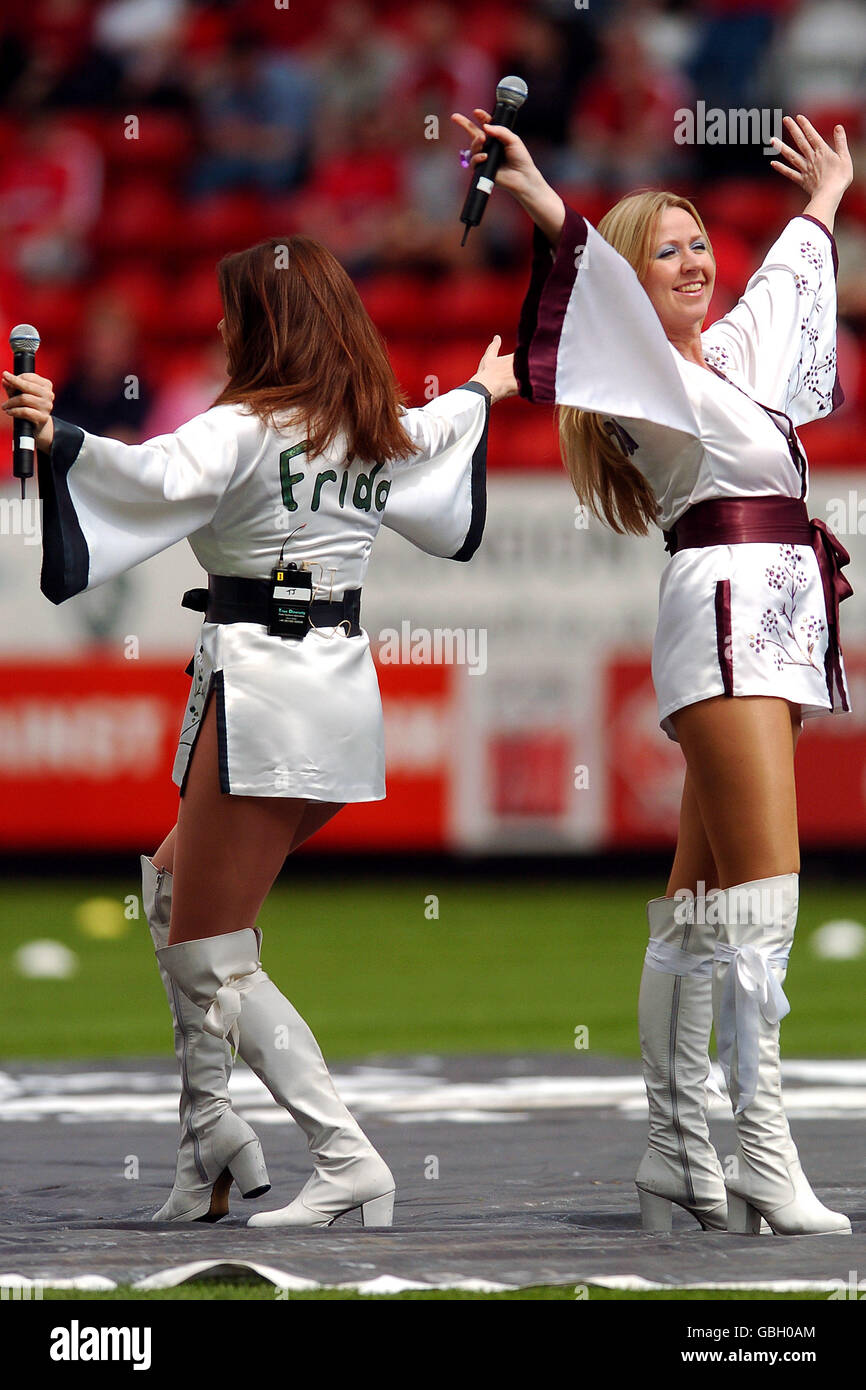 Pre match entertainment valley hires stock photography and images Alamy