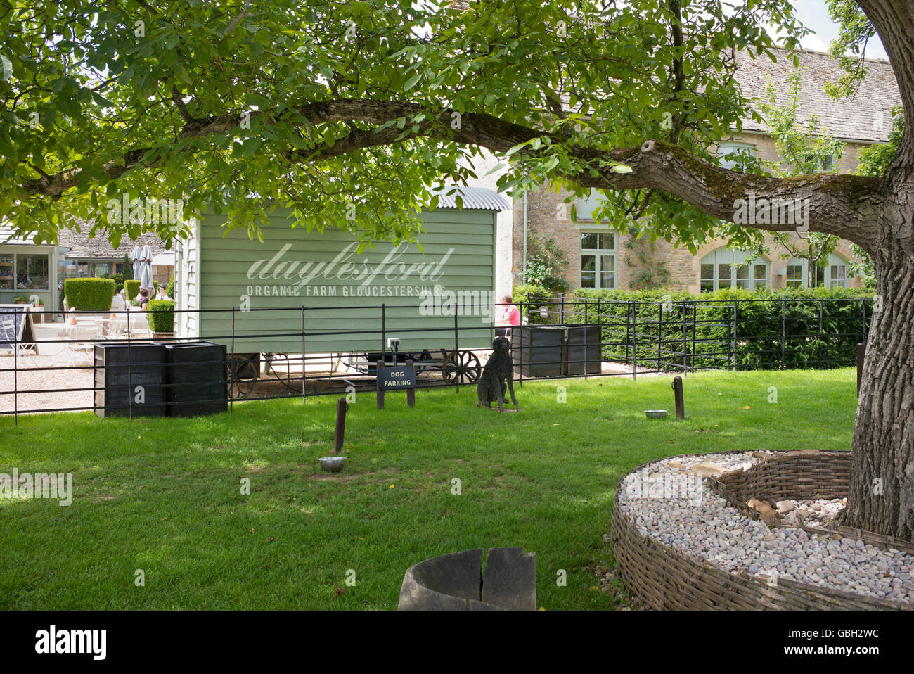 Daylesford Organic Cafe and farm shop, Cotswolds, Gloucestershire, England Stock Photo