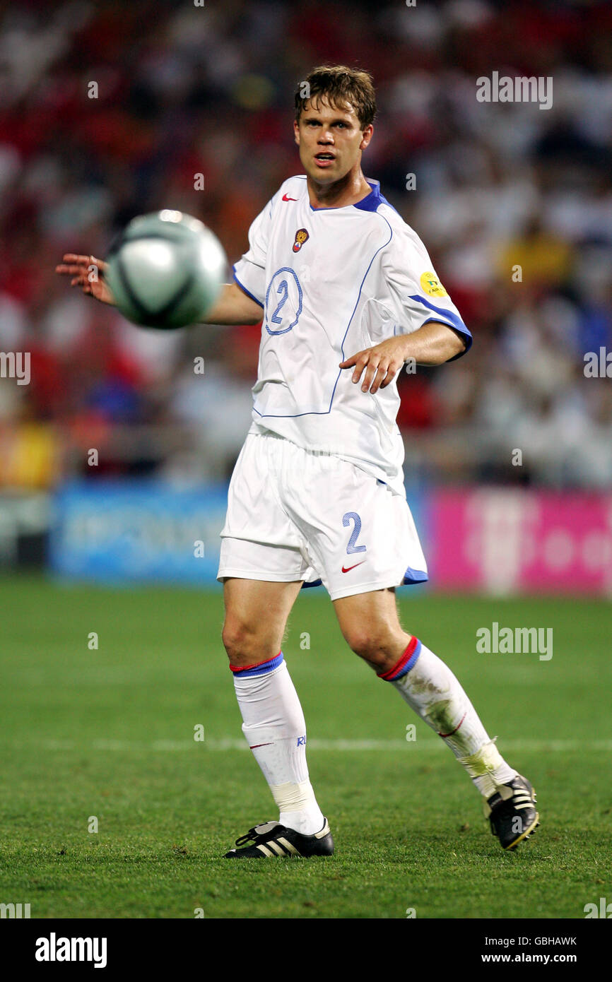 Soccer - UEFA European Championship 2004 - Group A - Spain v Russia ...