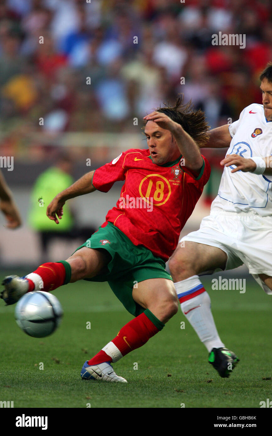 Soccer - UEFA European Championship 2004 - Group A - Russia v Portugal. Portugal's Maniche scores the opening goal of the game Stock Photo