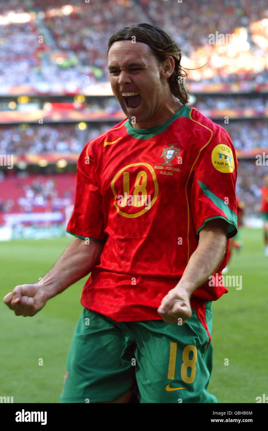 Soccer - UEFA European Championship 2004 - Group A - Russia v Portugal. Portugal's Maniche celebrates scoring the opening goal of the game Stock Photo