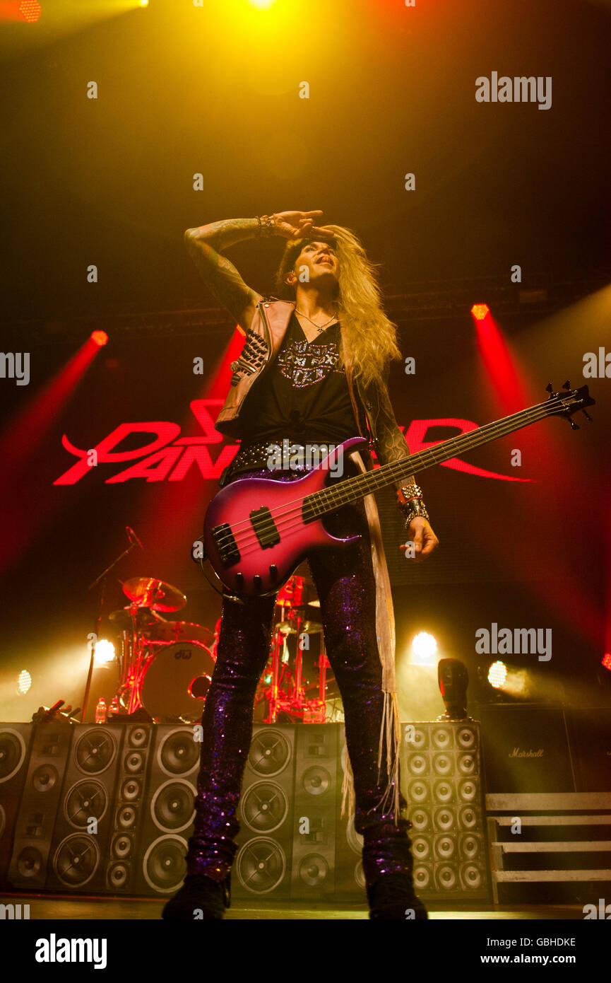 Lexxi Foxx of Steel Panther performing at the O2 Academy, Glasgow Stock