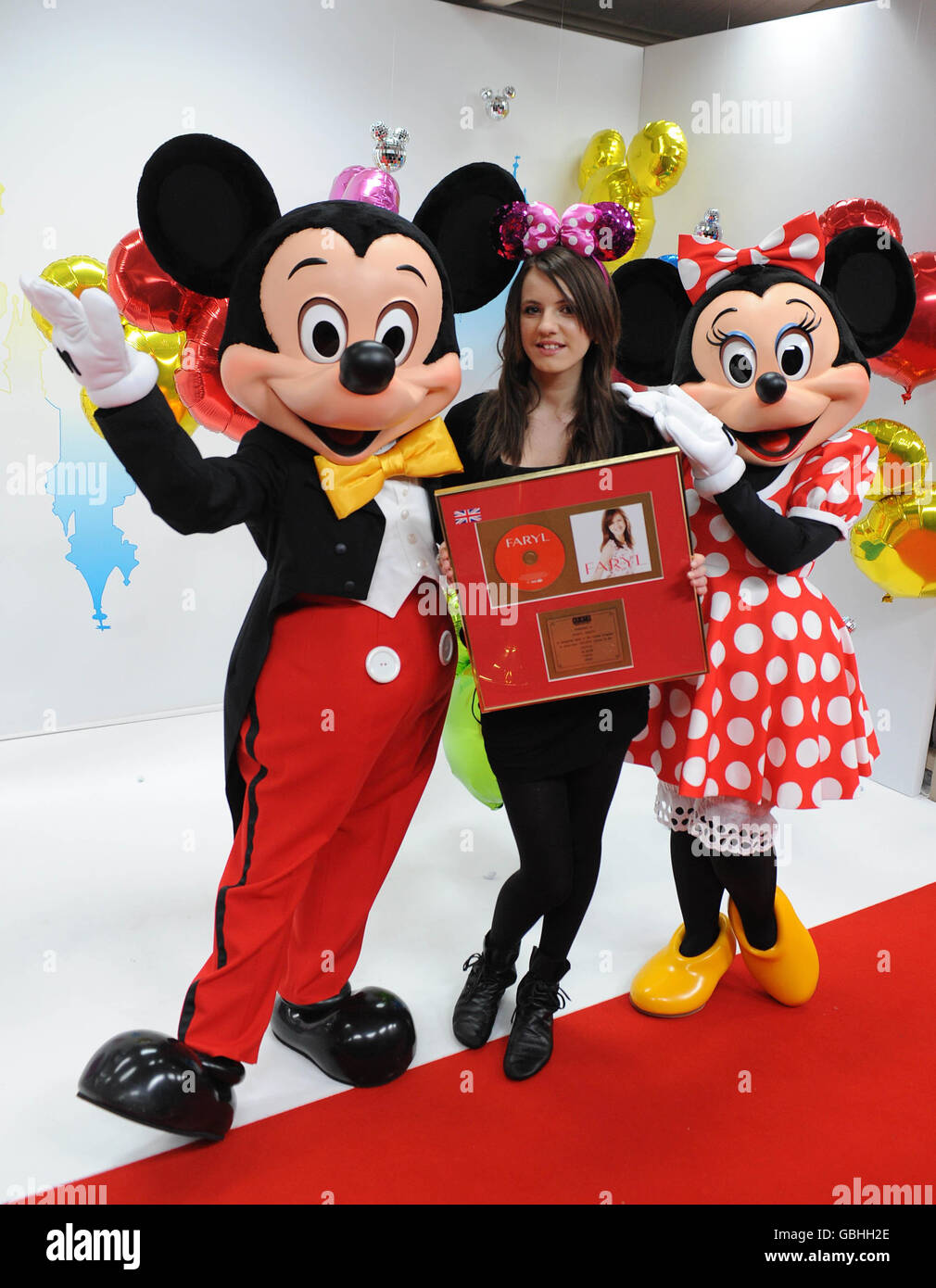 Disney Photo Album - 200 Pic - Mickey and Minnie in Paris