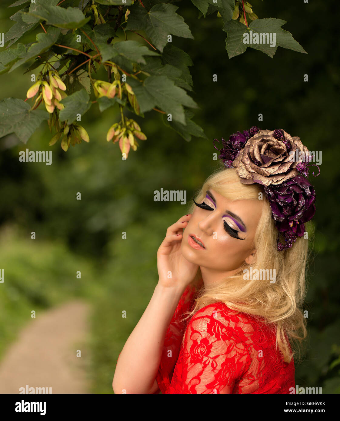 Pre raphaelite model hi-res stock photography and images - Alamy