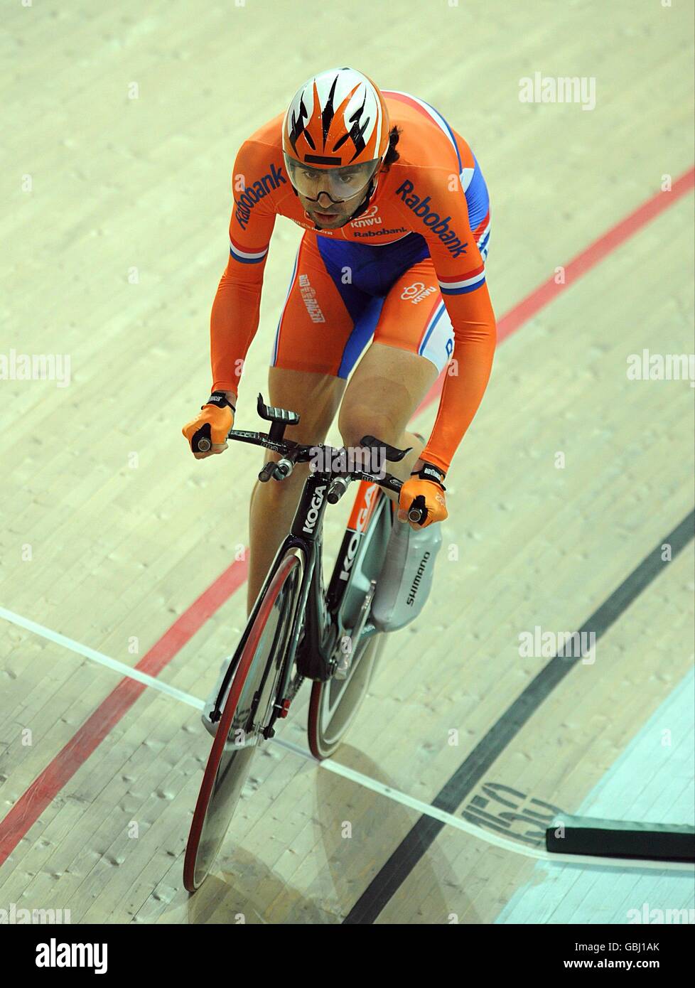 Netherland's Levi Heimans during the Men's Individual Pursuit at the