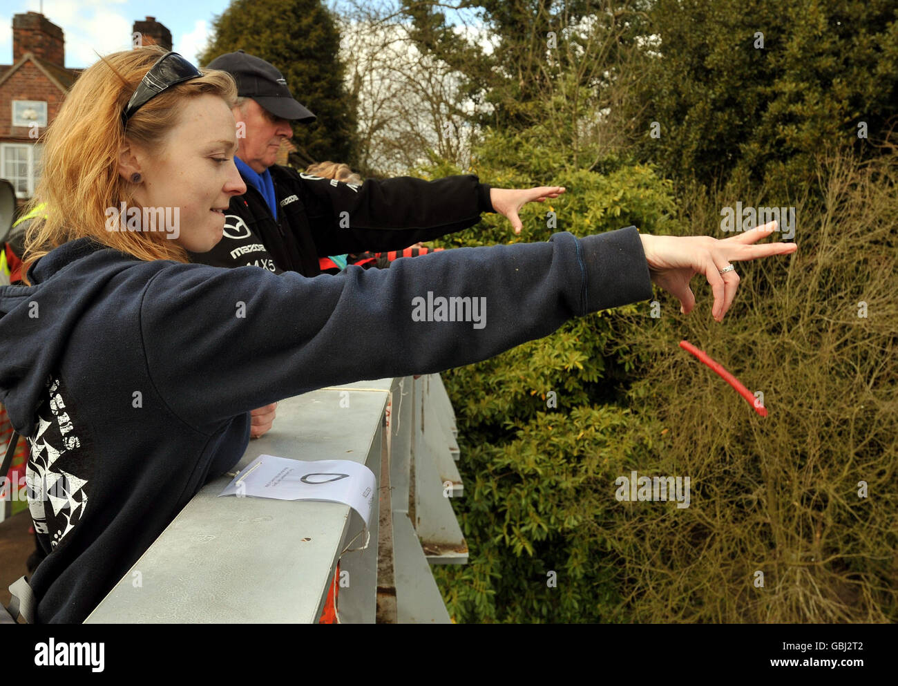 World Pooh Sticks Championship Stock Photo Alamy