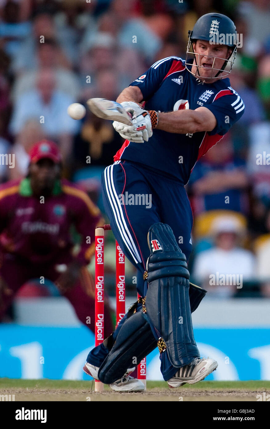 England cricketer andrew strauss hi-res stock photography and images ...