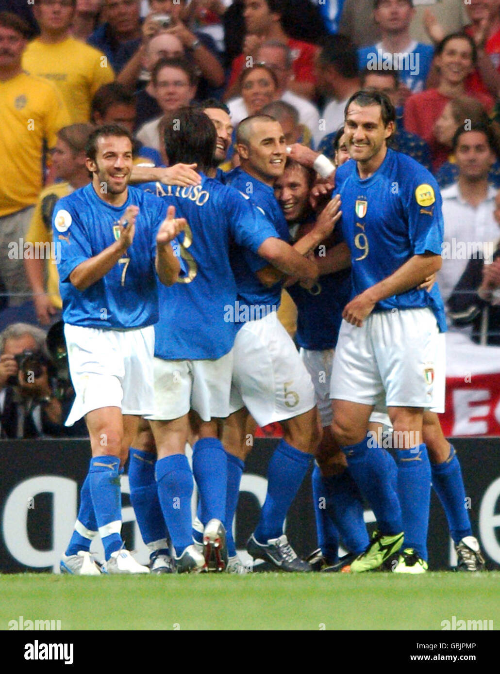 Soccer UEFA European Championship 2004 Group C Italy v Sweden