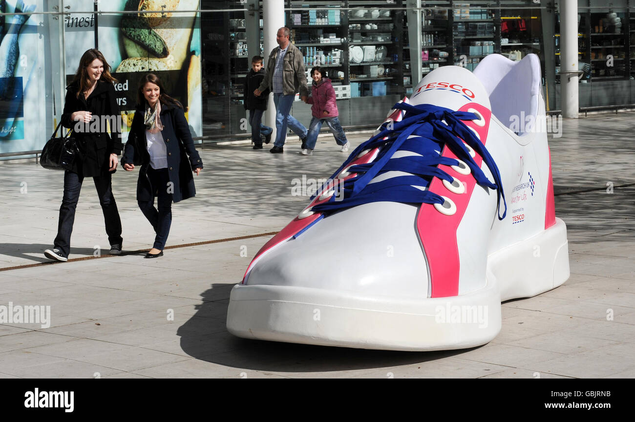 tesco slip on trainers