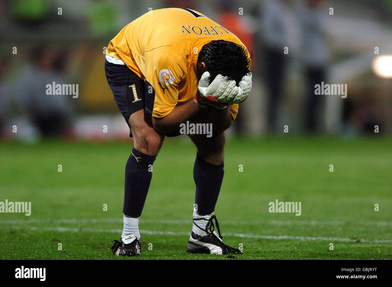 Soccer - UEFA European Championship 2004 - Group C - Italy v Bulgaria Stock Photo