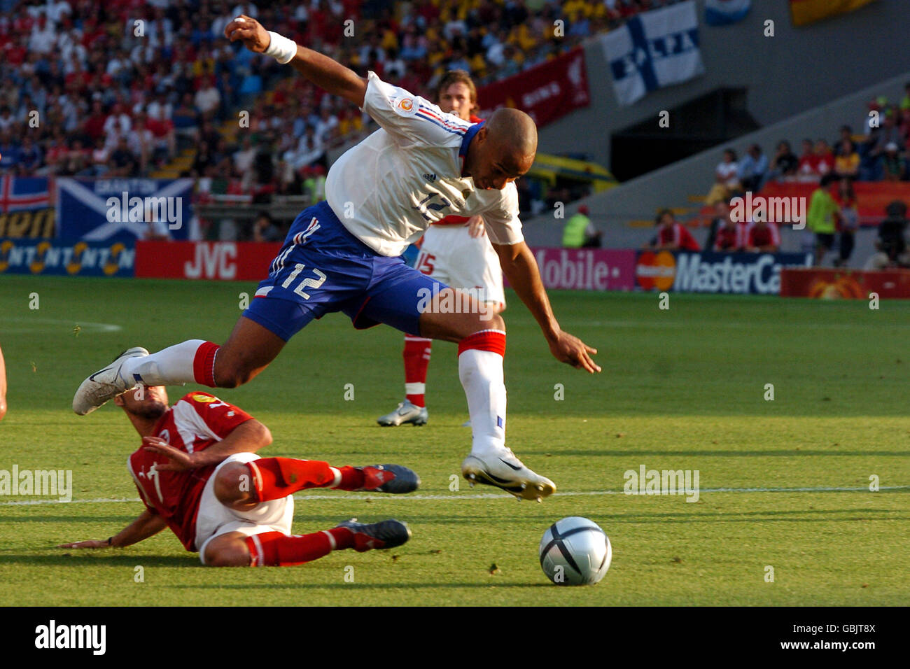 Football euro 2004 floor hi-res stock photography and images - Alamy