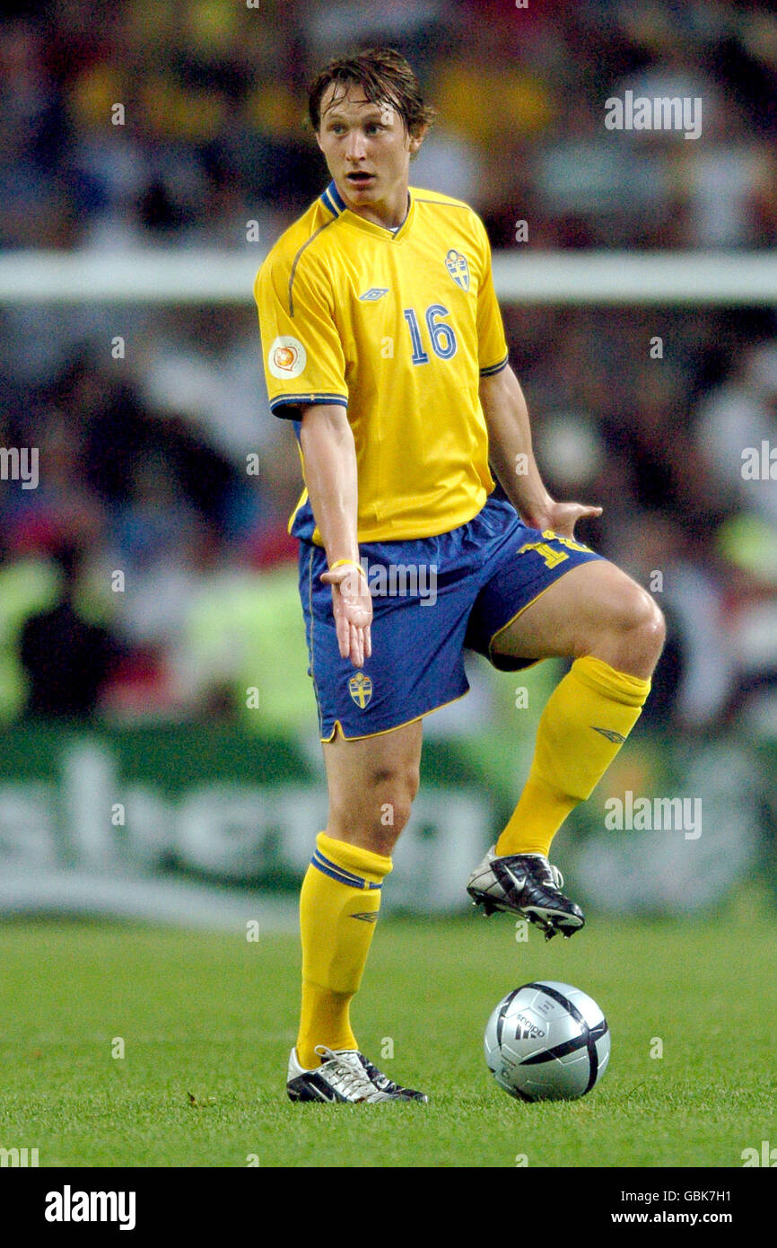 Soccer UEFA European Championship 2004 Group C Italy v Sweden