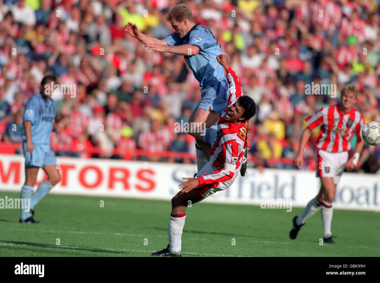 CHRIS KAMARA (SU) JASON DOZZELL (TH) SHEFFIELD UNITED V TOTTENHAM HOTSPUR  Stock Photo - Alamy