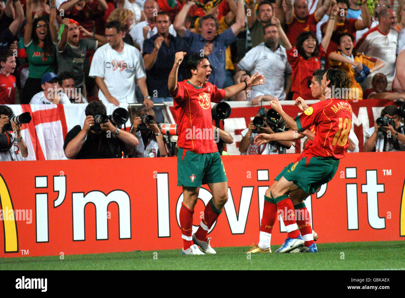 Helder Postiga, Portugal celebrates his equalising goal with Portugal's Cristiano Ronaldo and Maniche Stock Photo