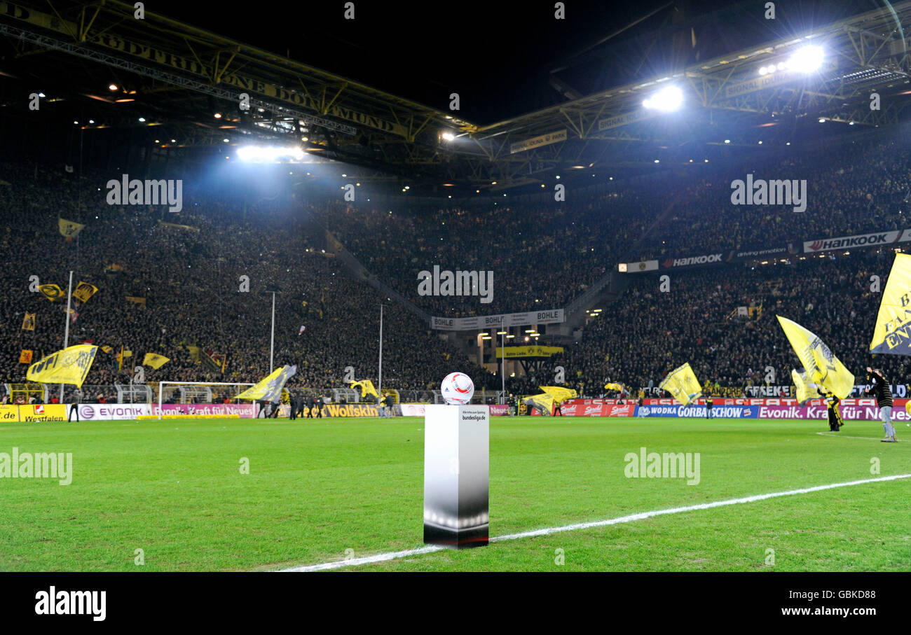 Bvb Borussia Dortmund Fc Schalke 04 High Resolution Stock Photography and  Images - Alamy