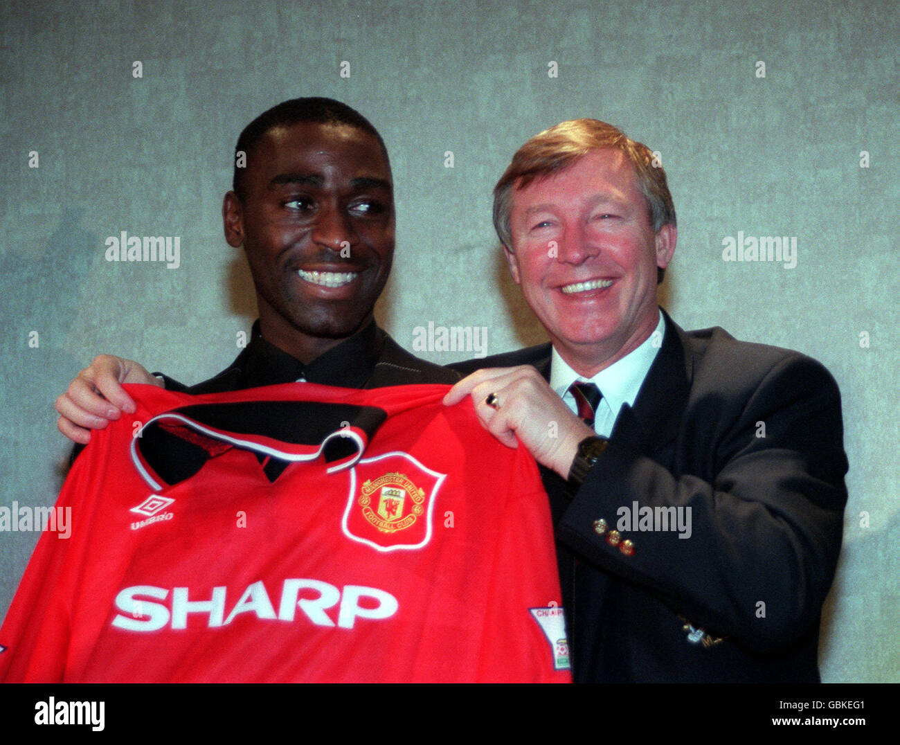 Soccer - FA Carling Premiership - Andy Cole Signs For Manchester United Stock Photo