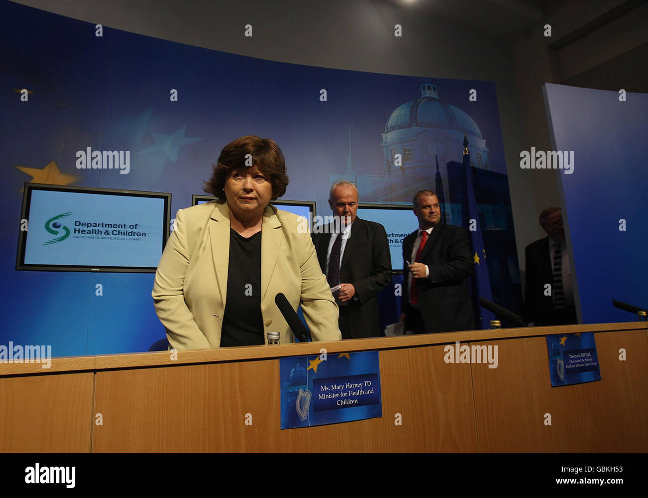 Minister for Health Mary Harney and Dept of Health officials at a press conference in Government Press Centre Dublin after it emerged that four people in the Irish Republic were tonight being tested for swine flu. Stock Photo