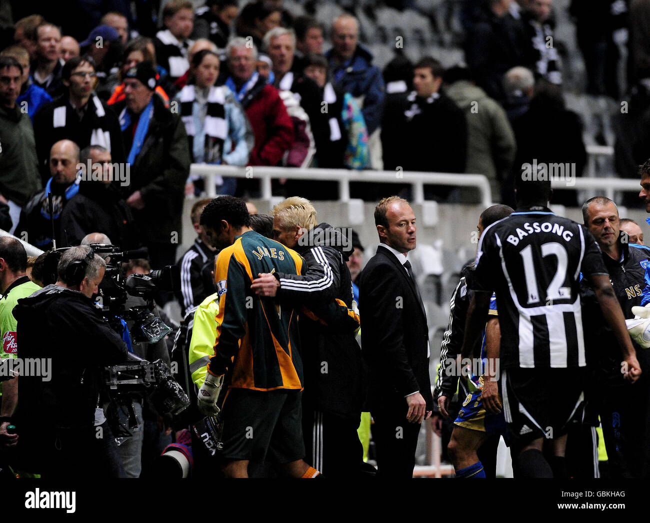 Newcastle United Manager Alan Shearer at the end of the game after the Barclays Premier League match at St James' Park, Newcastle. Stock Photo