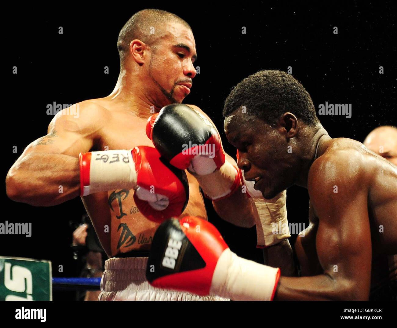 Bantamweight boxers hi-res stock photography and images - Alamy
