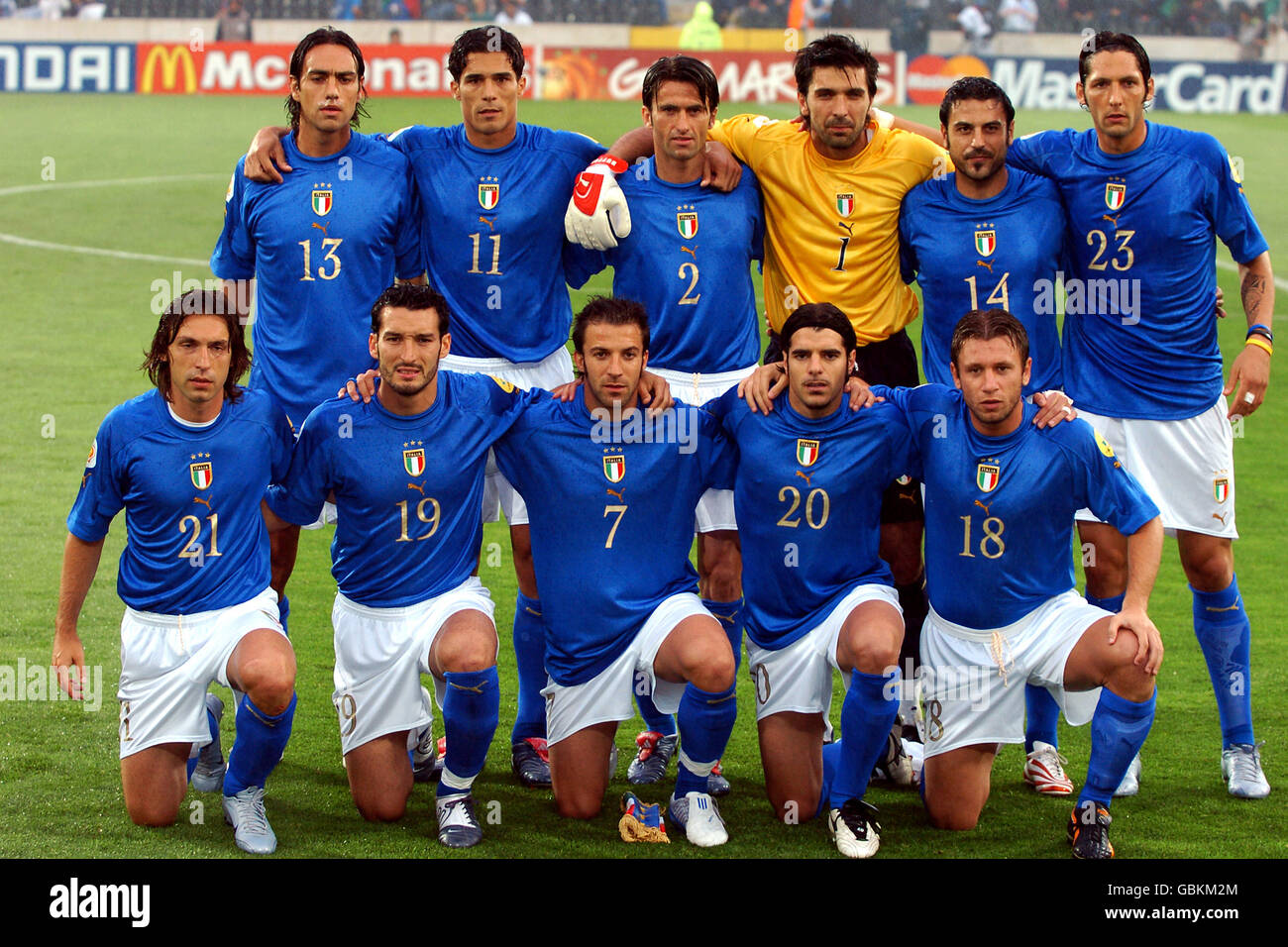 Soccer - UEFA European Championship 2004 - Group C - Italy v Bulgaria ...
