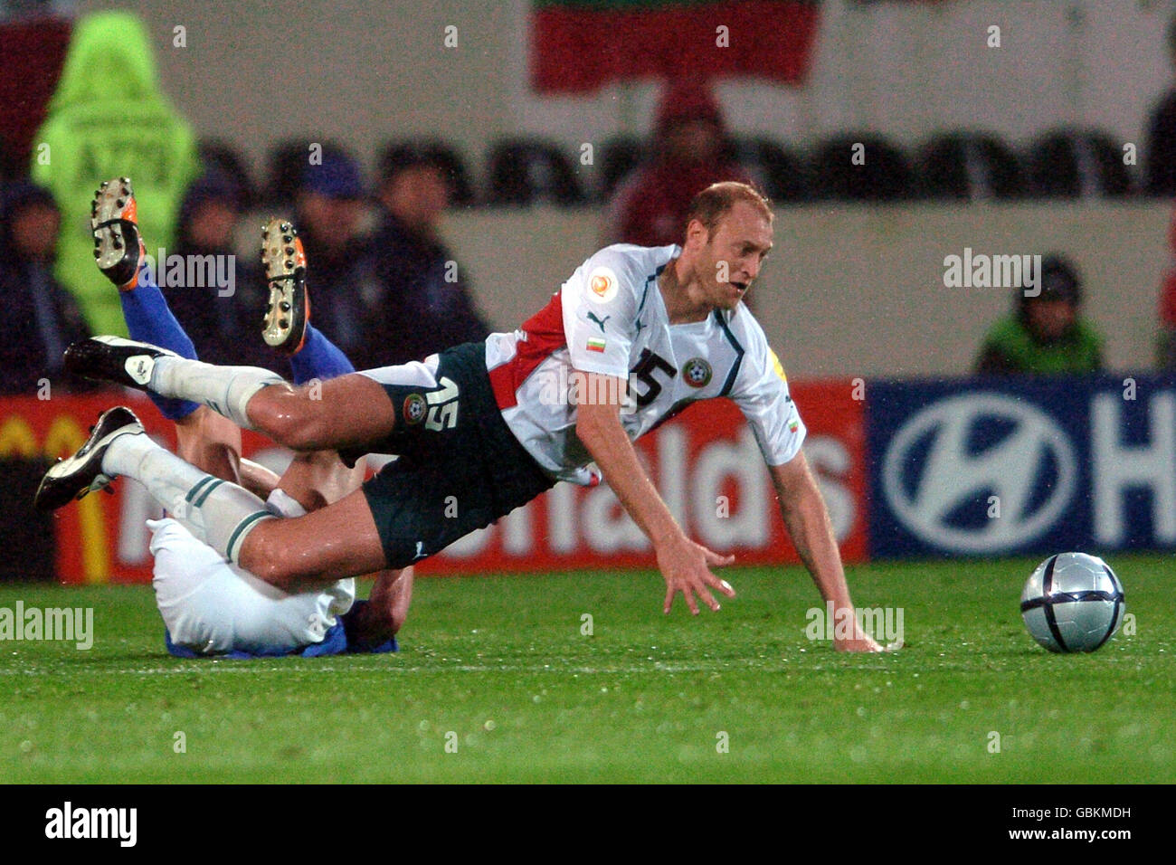 Soccer UEFA European Championship 2004 Group C Italy v Bulgaria