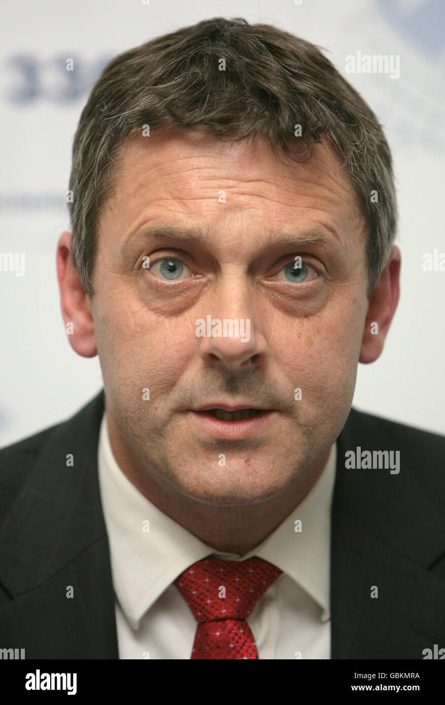 Detective Chief Inspector Michael Hanlon, from Bedfordshire and Hertfordshire Major Crime Unit, speaks at a press conference at Hertfordshire Police Headquarters in Welwyn Garden, to announce the latest developments in the 'Body Parts' murder case. Stock Photo