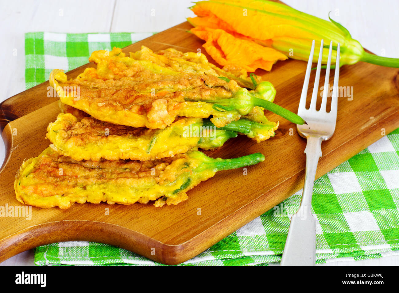 Courgette flowers prepared hires stock photography and images Alamy