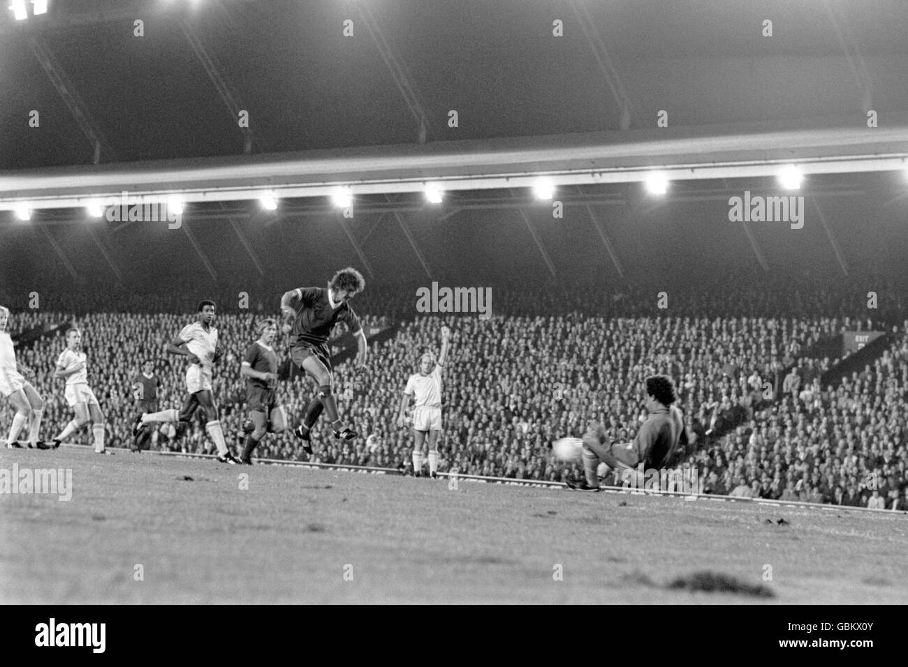 Soccer - European Cup - First Round Second Leg - Liverpool v Nottingham Forest Stock Photo