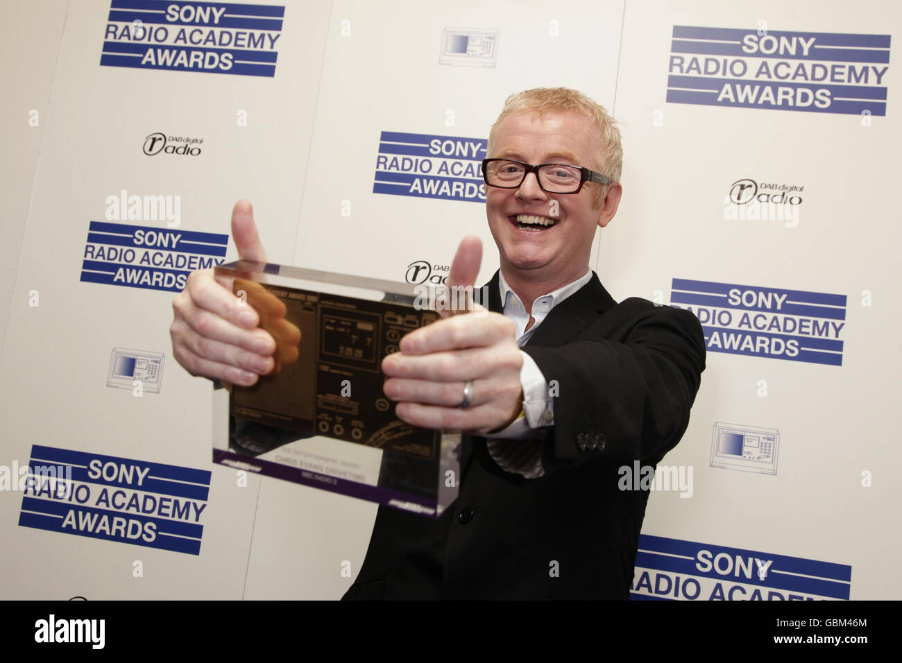 Radio 2 presenter Chris Evans with the Entertainment Award for his drivetime show, at the Sony Radio Academy Awards, at Grosvenor House in central London. Stock Photo