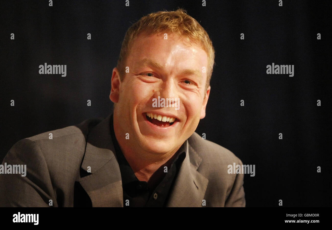 Sir Chris Hoy attends Cancer Research charity event Stock Photo Alamy