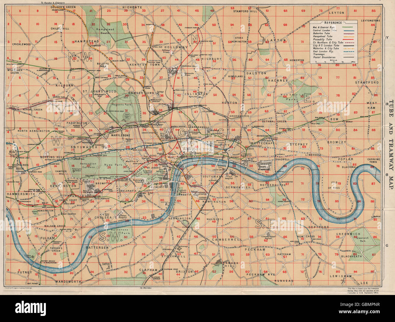 LONDON TUBE AND TRAMWAY MAP. Vintage underground plan. London, 1927 Stock Photo