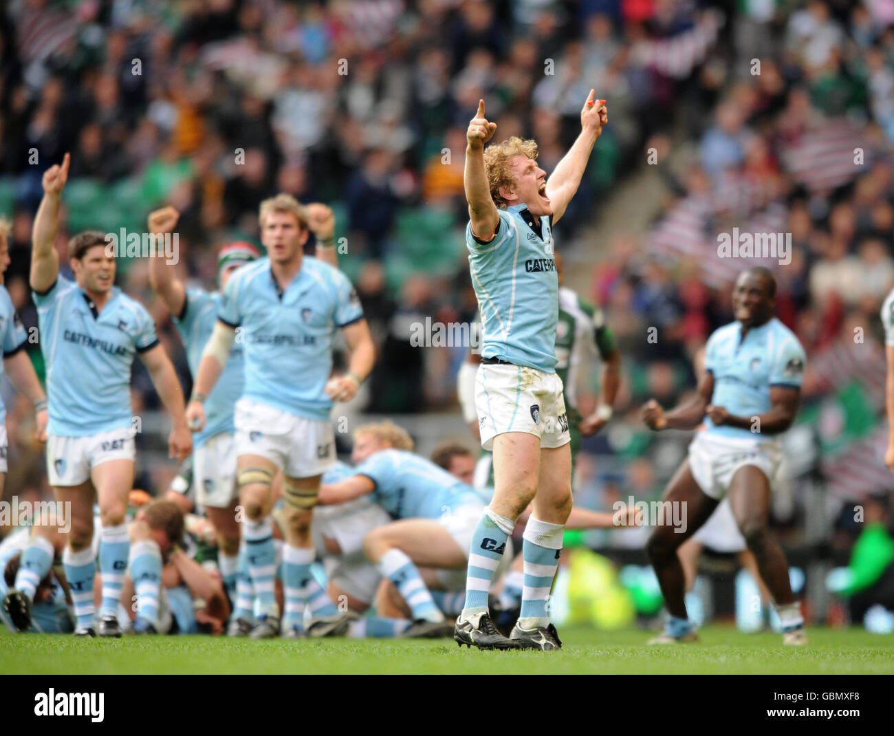Leicester tigers sam vesty celebrates at the final whistle hires stock