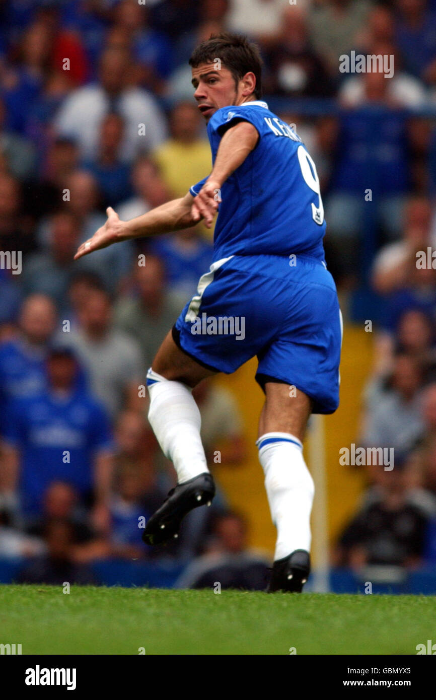 Soccer - FA Barclays Premiership - Chelsea v Manchester United. Mateja Kezman, Chelsea Stock Photo