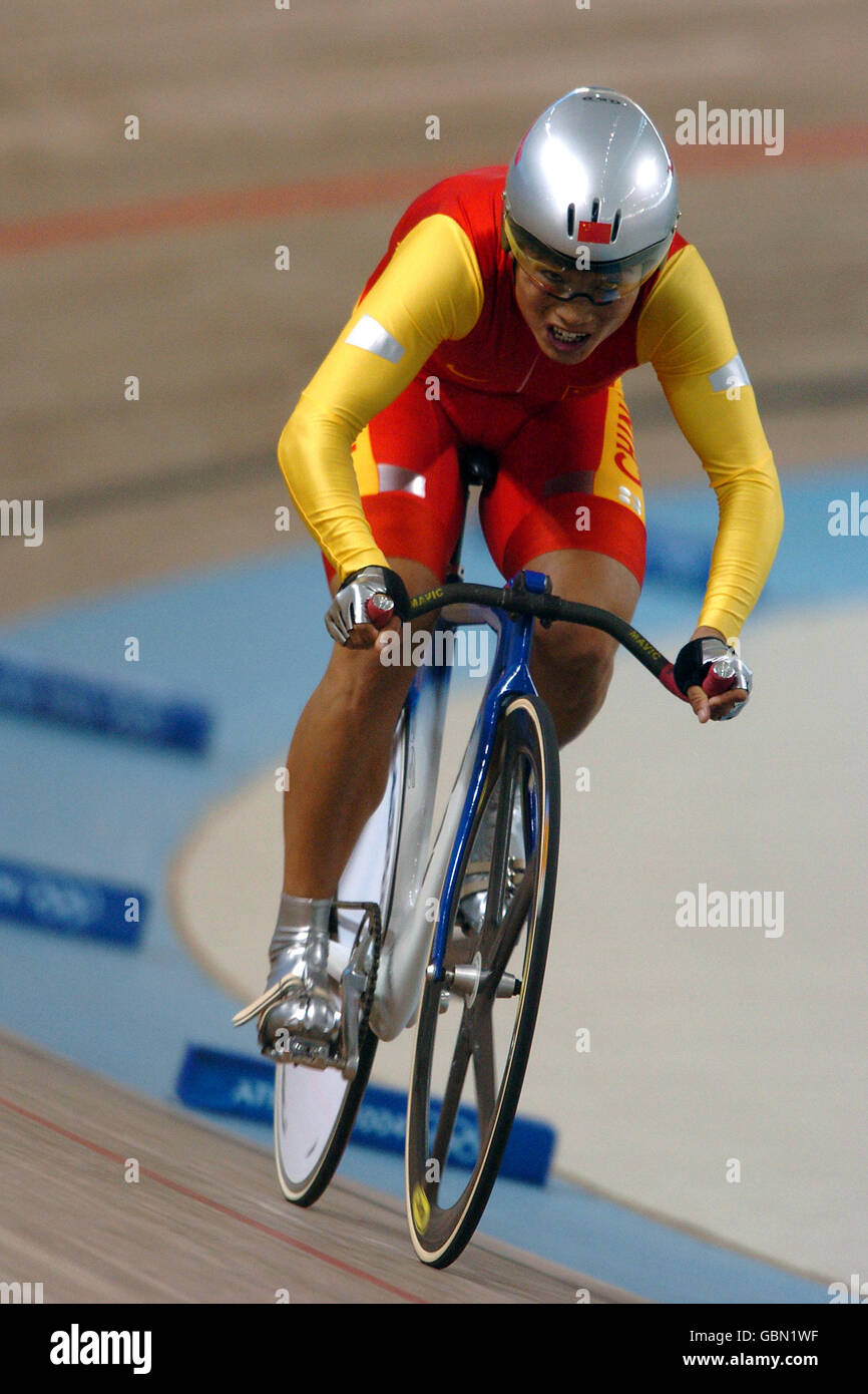 Chinas yonghua jiang in action hi-res stock photography and images - Alamy