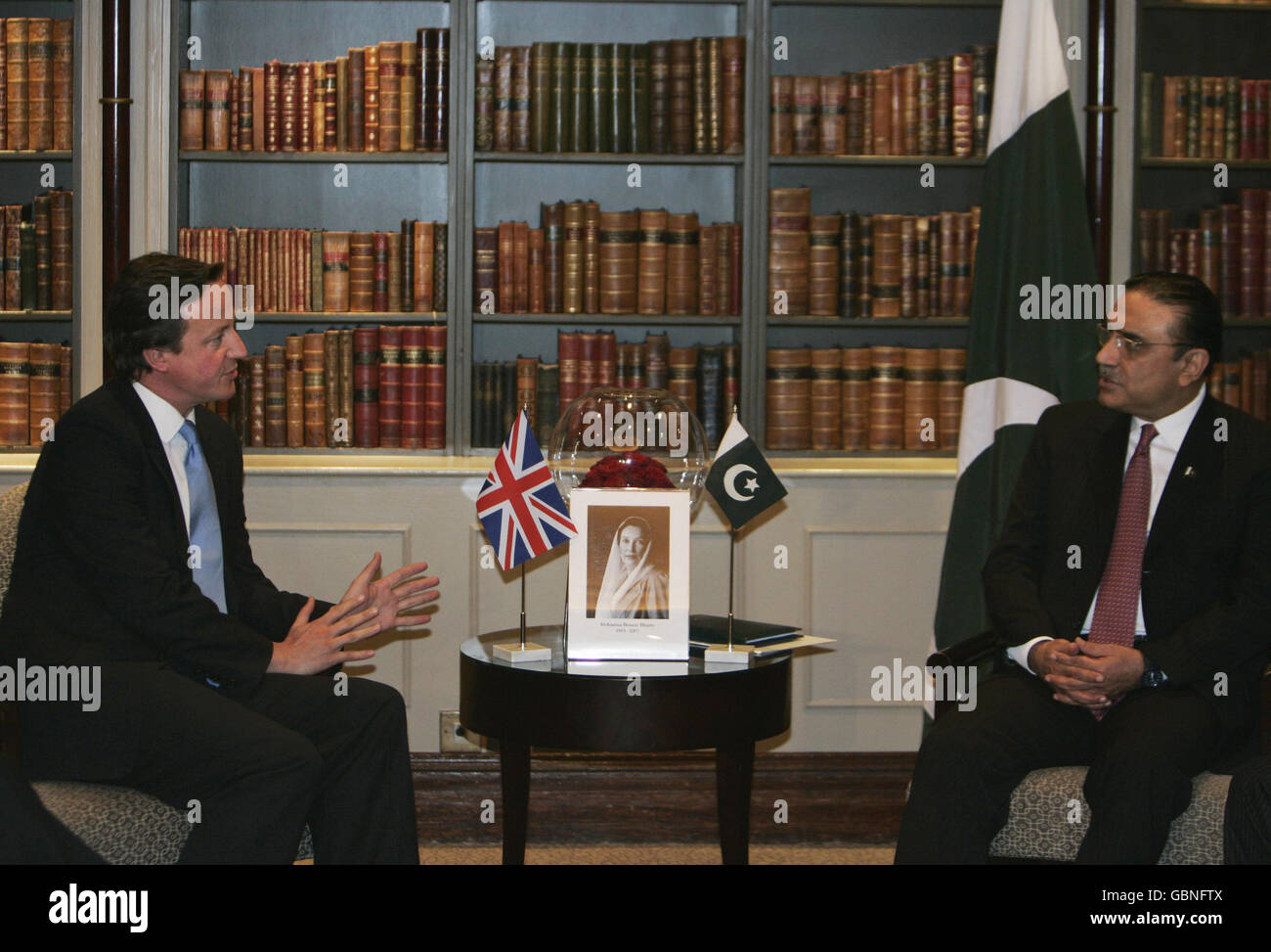 David Cameron meets Pakistan's President Stock Photo