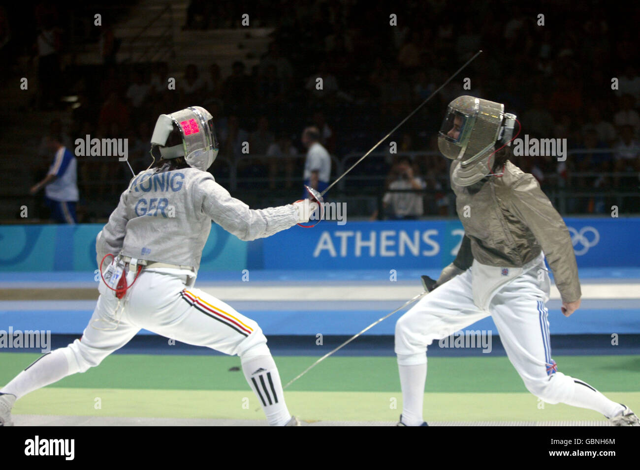 Great Britain's Louise Bond-Williams (r) on her way to beating Germany's Susanne Koenig (l) Stock Photo