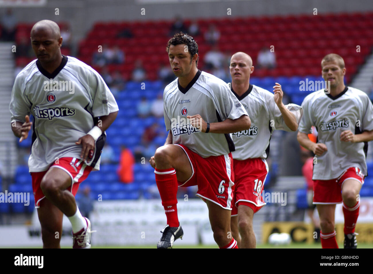 L-R: Charlton Athletic's Shaun Bartlett, Mark Fish, Paul Konchesky and Hermann Hreidarsson warm up prior to the game Stock Photo